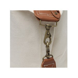 Beige/Gray Hardware View