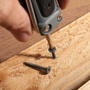 Renew Rechargeable Light & 6-In-1 Multi Tool